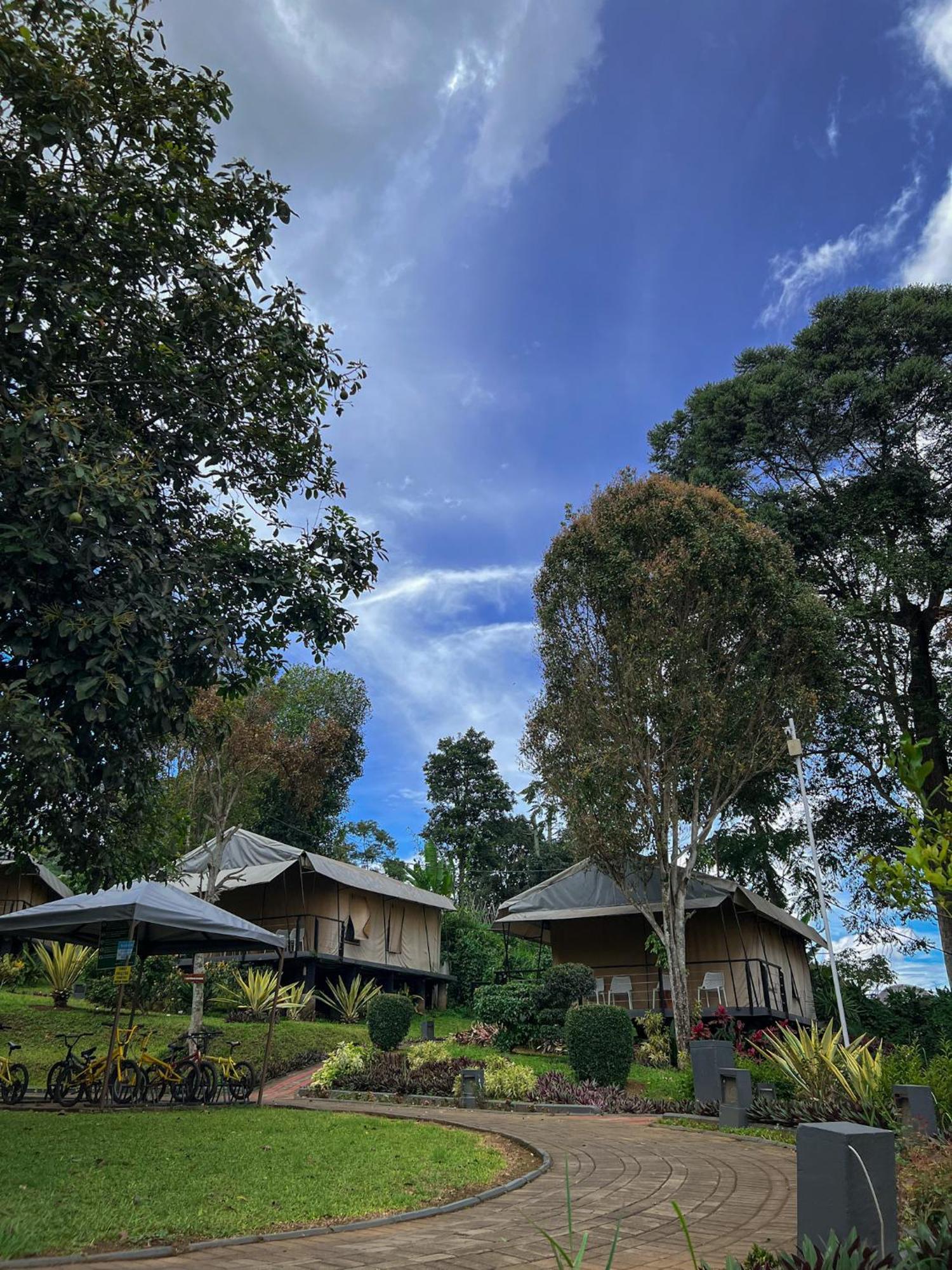 Trizara Resorts - Glam Camping Lembang Exterior foto